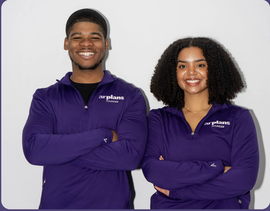 Co-founders Joshua Artis and Hanna Armstrong