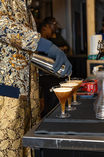 White glove service meeting